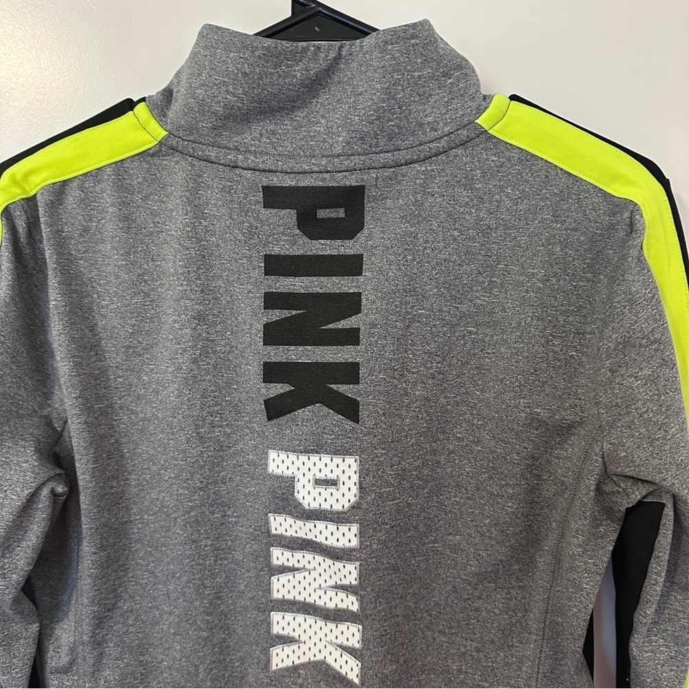 PINK Victoria's Secret Ultimate 1/4 Zip Pullover Jacket Size Medium Women’s - Picture 9 of 11